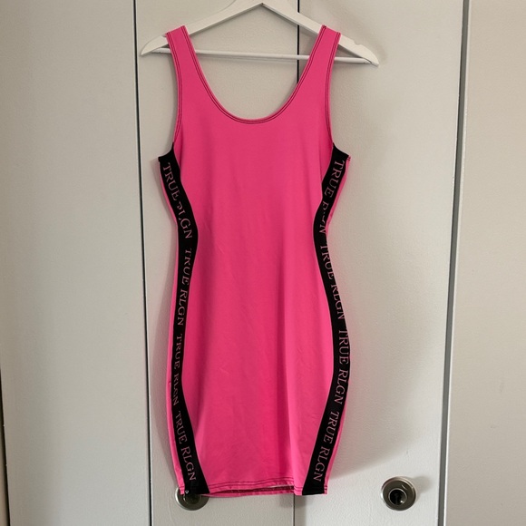True Religion Body Con Hot Pink Dress Tight Size L - Picture 1 of 7
